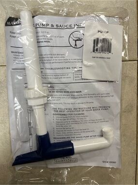 Ardell Blue & White Sauce Pump Dispenser for Bottles